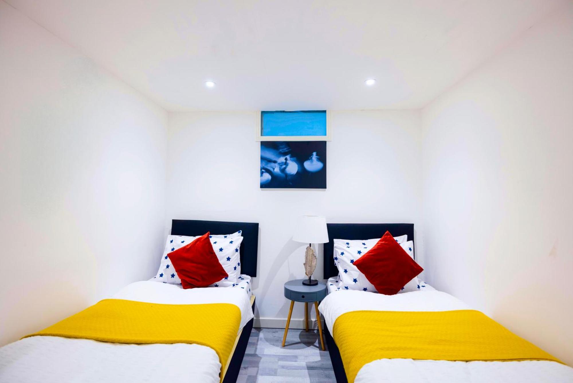 3 Bedroomflat-free Parking-wifi-parking-8people * Лондон